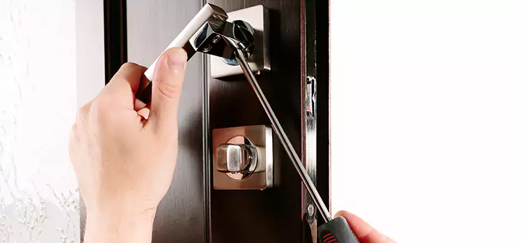 Door Lock Replacement Service Terrebonne